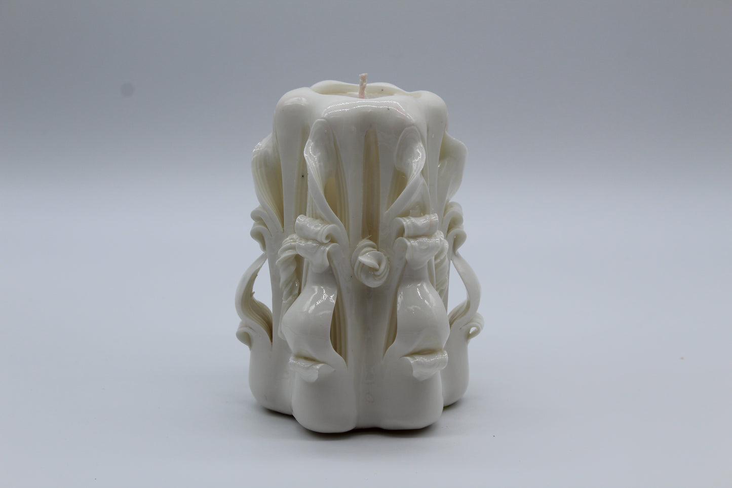 White "classic" carved candle
